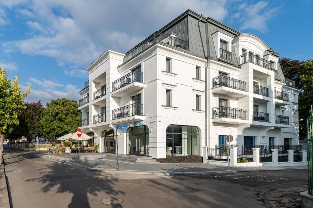 Luxury Apartments In Residence Maritime Мендзыздрое Экстерьер фото